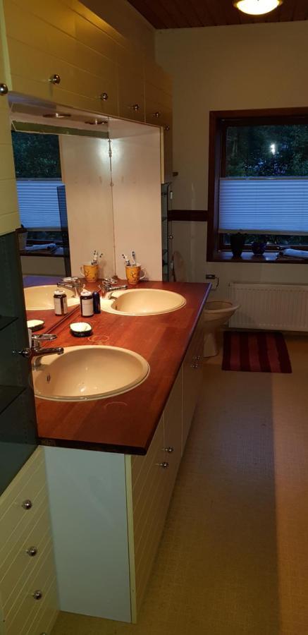 Ostervra Tjornely Bed & Breakfast エクステリア 写真